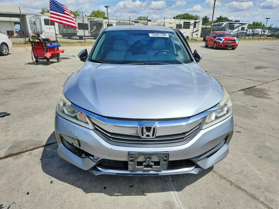 Продажа на аукционе авто 2017 Honda Accord, vin: 1HGCR2F3XHA204134, номер лота: 53667396