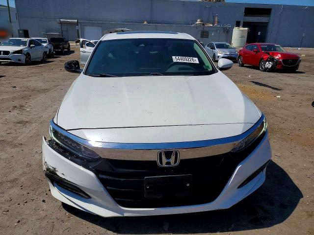 54409226 :رقم المزاد ، 1HGCV1F43JA185429 vin ، 2018 Honda Accord مزاد بيع