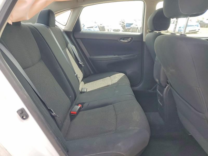 2019 Nissan Sentra მანქანა იყიდება აუქციონზე, vin: 3N1AB7AP8KY275968, აუქციონის ნომერი: 54452166