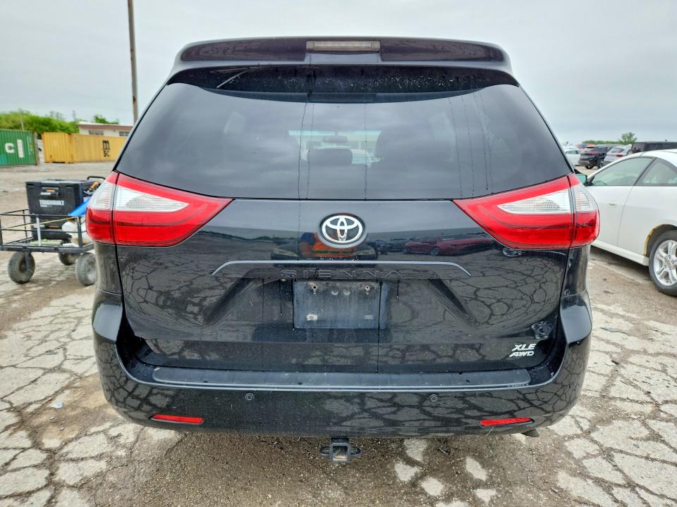 54090776 :رقم المزاد ، 5TDDK3DC6FS119680 vin ، 2015 Toyota Sienna مزاد بيع