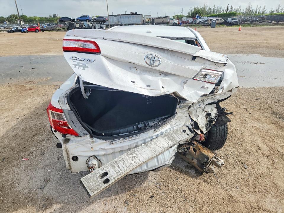 54873666 :رقم المزاد ، 4T1BF1FK3DU211743 vin ، 2013 Toyota Camry مزاد بيع