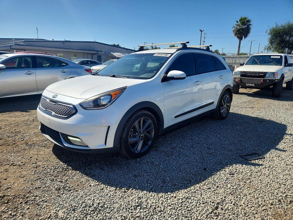 Auction sale of the 2017 Kia Niro, vin: KNDCC3LC1H5055874, lot number: 52040196