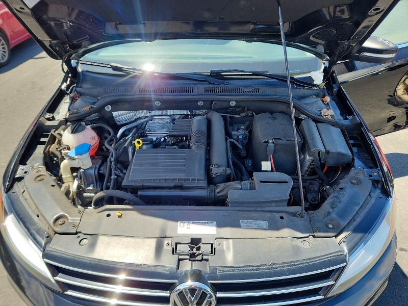 2017 Volkswagen Jetta მანქანა იყიდება აუქციონზე, vin: 3VWDB7AJ9HM204524, აუქციონის ნომერი: 54990266