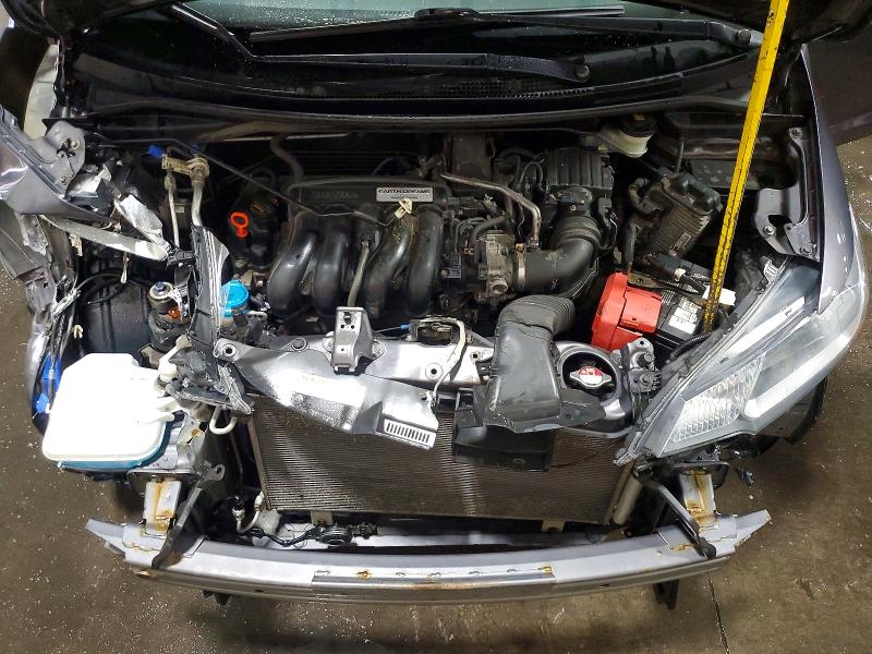 55606176 :رقم المزاد ، 3HGGK5H85FM712995 vin ، 2015 Honda Fit مزاد بيع