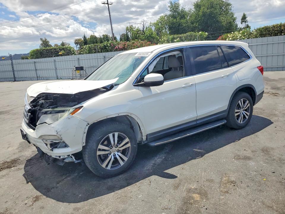 55020326 :رقم المزاد ، 5FNYF6H32GB119165 vin ، 2016 Honda Pilot مزاد بيع