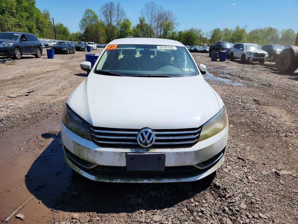 52345456 :رقم المزاد ، 1VWBP7A31DC043804 vin ، 2013 Volkswagen Passat مزاد بيع