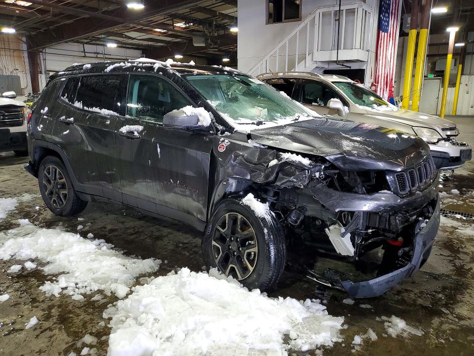 52739106 :رقم المزاد ، 3C4NJDDB2KT733260 vin ، 2019 Jeep Compass مزاد بيع