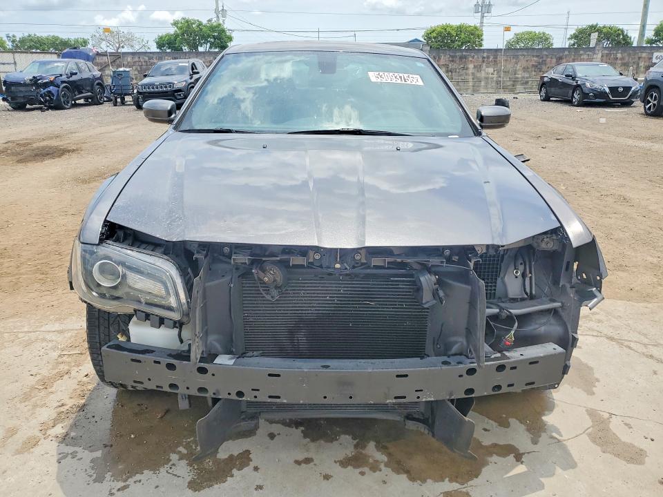 53093756 :رقم المزاد ، 2C3CCABG2PH641097 vin ، 2023 Chrysler 300 مزاد بيع