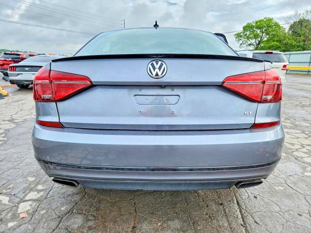 53959296 :رقم المزاد ، 1VWJM7A30JC038741 vin ، 2018 Volkswagen Passat مزاد بيع