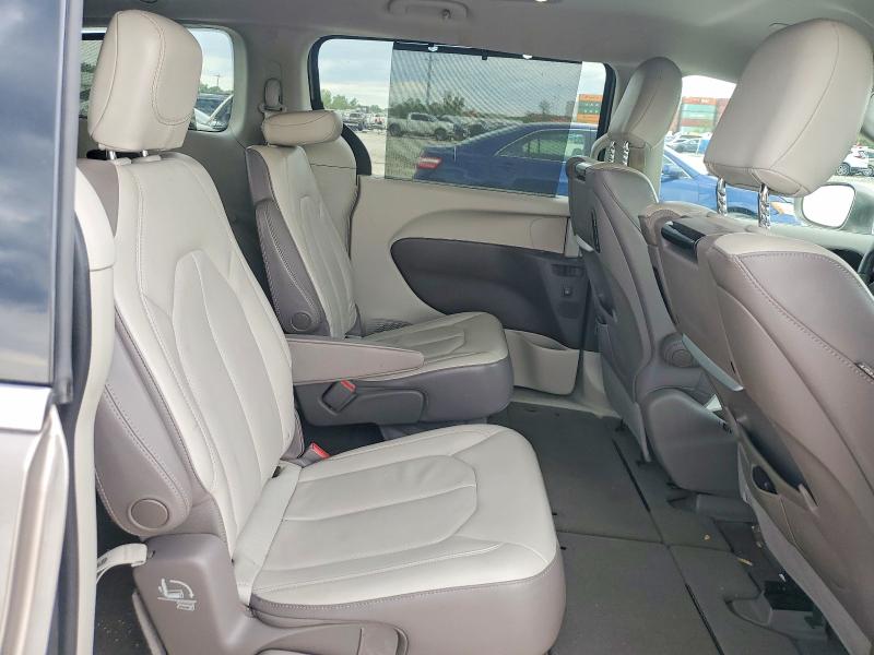 52164646 :رقم المزاد ، 2C4RC1EG6JR194082 vin ، 2018 Chrysler Pacifica مزاد بيع