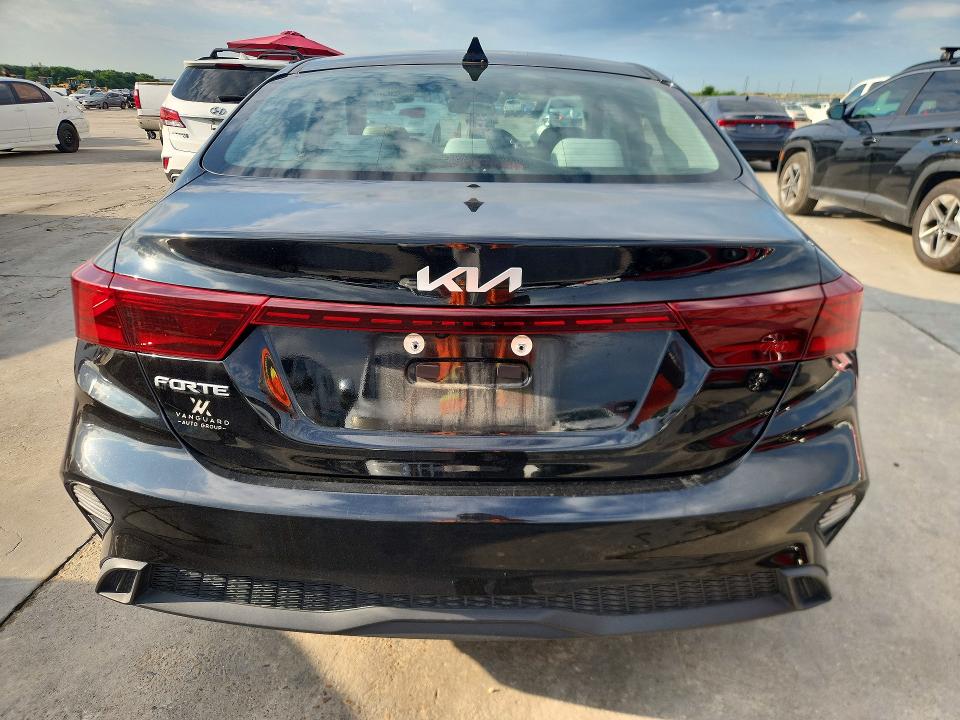 2022 Kia Forte მანქანა იყიდება აუქციონზე, vin: 3KPF24AD5NE491712, აუქციონის ნომერი: 55352636