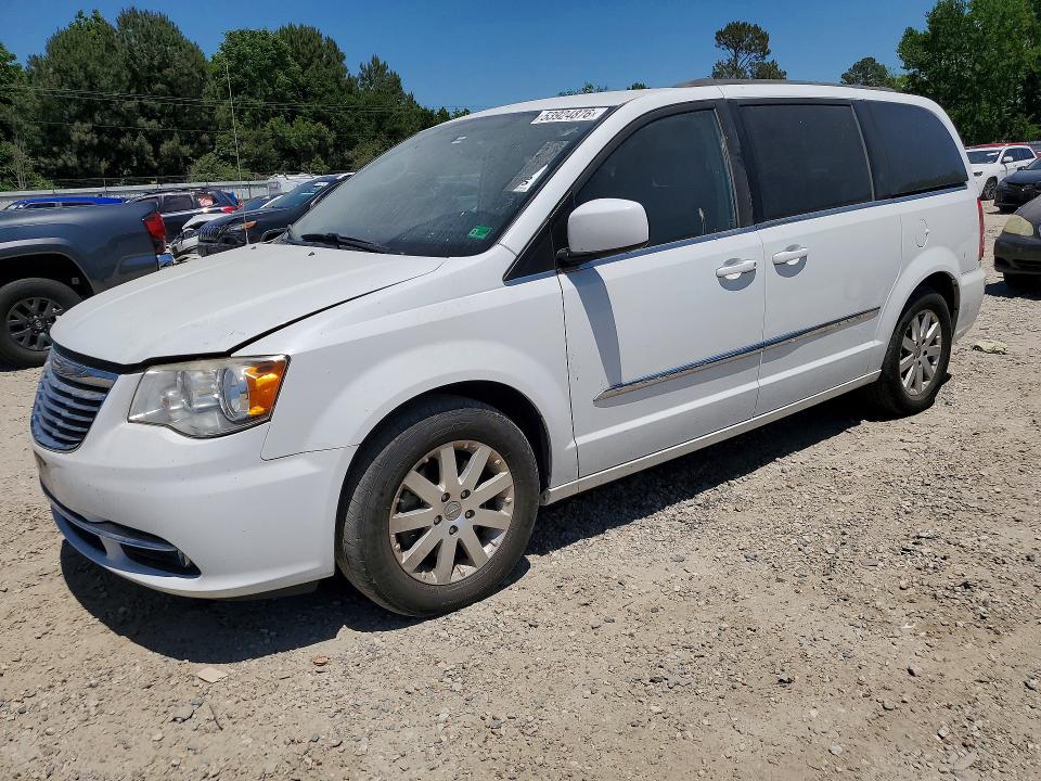 Auction sale of the 2015 Chrysler Town & Country, vin: 2C4RC1BG7FR552270, lot number: 53924876