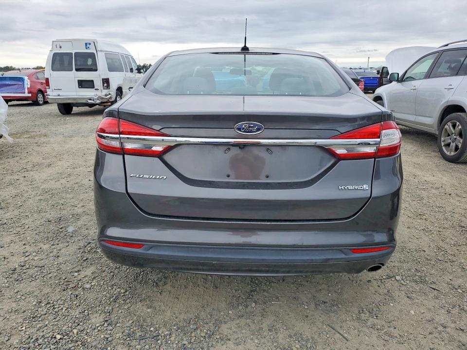 2018 Ford Fusion მანქანა იყიდება აუქციონზე, vin: 3FA6P0UUXJR261663, აუქციონის ნომერი: 52264256