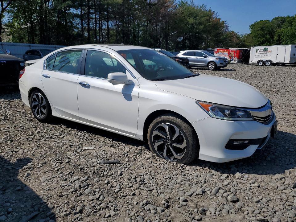 Aukcja sprzedaży 2017 Honda Accord, vin: 1HGCR2F90HA214384, numer aukcji: 53910956
