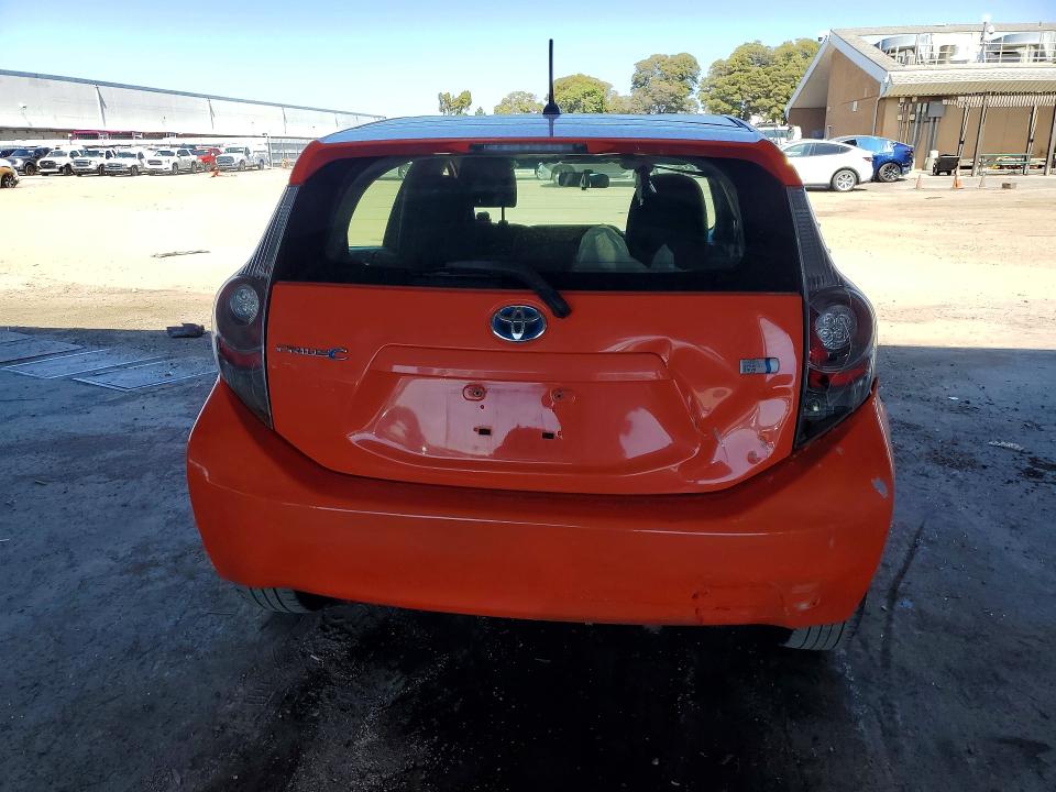 Продажа на аукционе авто 2013 Toyota Prius C, vin: JTDKDTB36D1034739, номер лота: 52270666