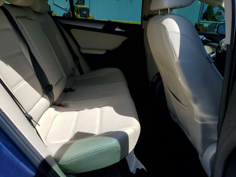55403046 :رقم المزاد ، 3VWDB7AJ6HM289581 vin ، 2017 Volkswagen Jetta مزاد بيع