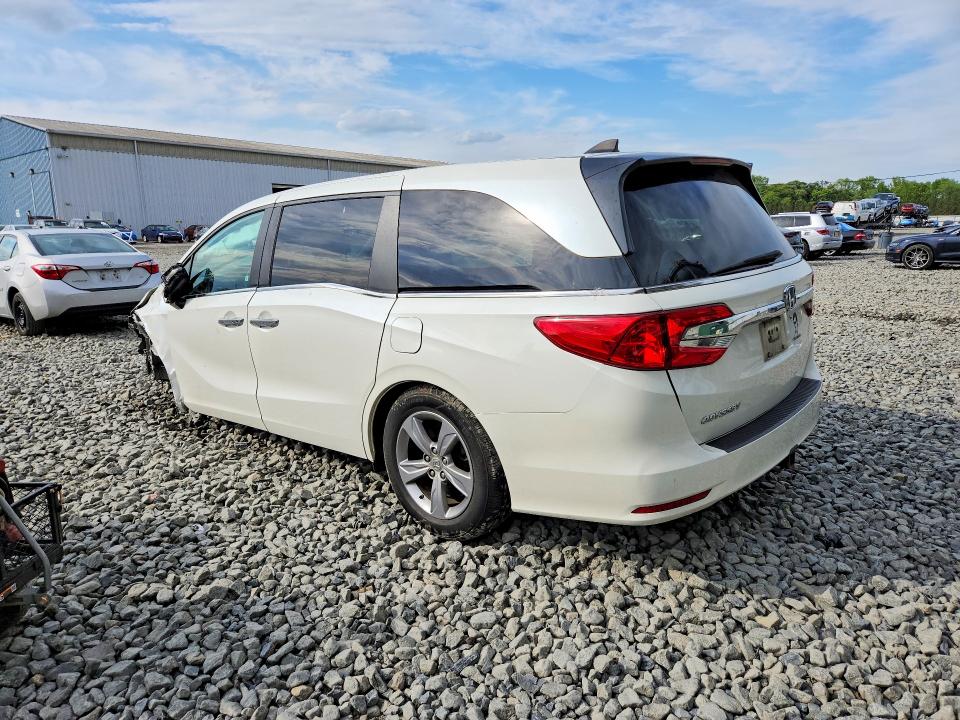 53417606 :رقم المزاد ، 5FNRL6H71JB014415 vin ، 2018 Honda Odyssey مزاد بيع