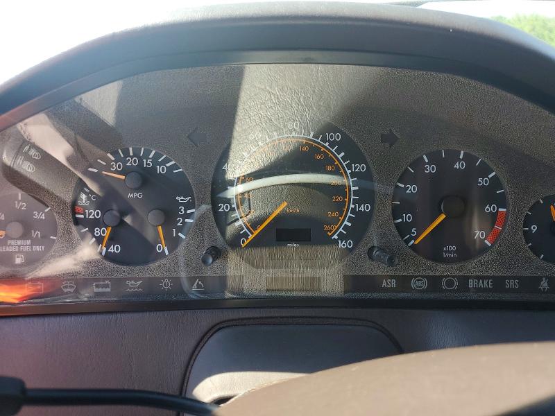 1992 Mercedes-benz 500 მანქანა იყიდება აუქციონზე, vin: WDBFA66E3NF044784, აუქციონის ნომერი: 52047666