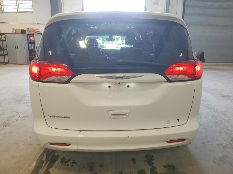 2020 Chrysler Voyager მანქანა იყიდება აუქციონზე, vin: 2C4RC1DGXLR156665, აუქციონის ნომერი: 51969936