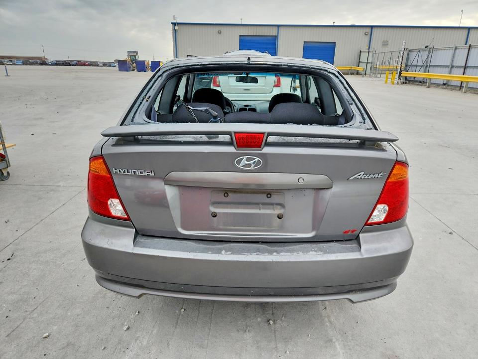 52844316 :رقم المزاد ، KMHCG35C75U322188 vin ، 2005 Hyundai Accent مزاد بيع