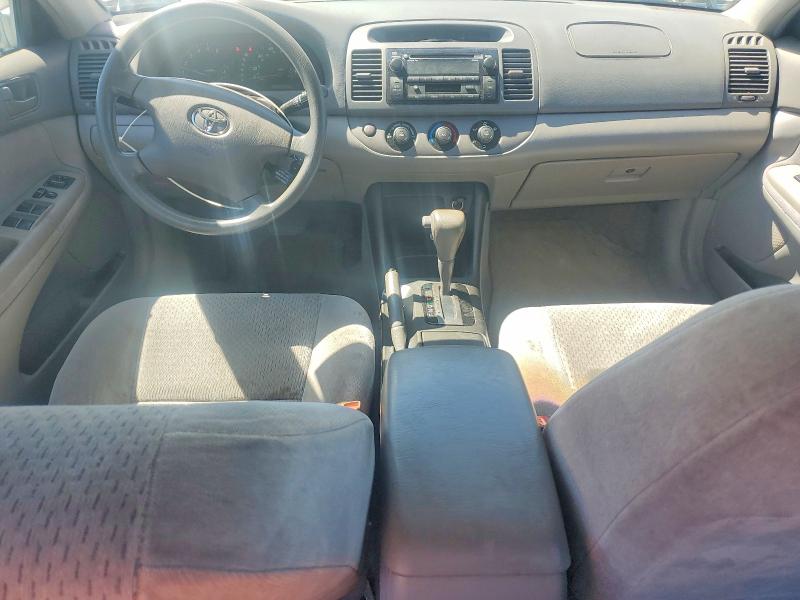 2002 Toyota Camry მანქანა იყიდება აუქციონზე, vin: 4T1BE32K52U631604, აუქციონის ნომერი: 54592176