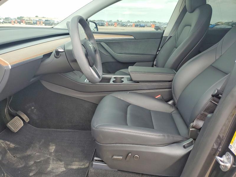 51907626 :رقم المزاد ، 7SAYGDEE7RA241191 vin ، 2024 Tesla Model Y مزاد بيع
