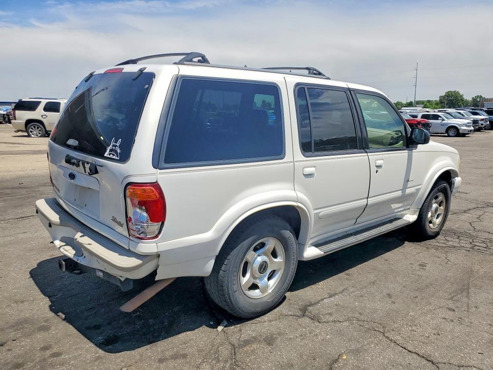 Продаж на аукціоні авто 2001 Ford Explorer Eddie Bauer, vin: 1FMDU75E31ZA17063, номер лоту: 55611196