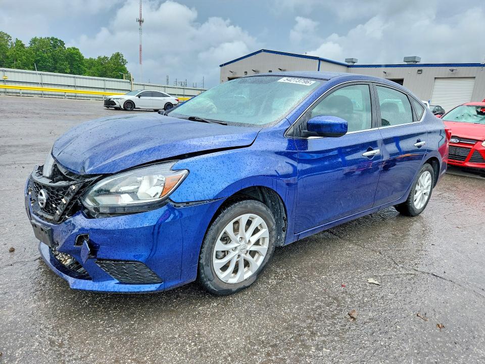 54273796 :رقم المزاد ، 3N1AB7AP1JY272621 vin ، 2018 Nissan Sentra مزاد بيع