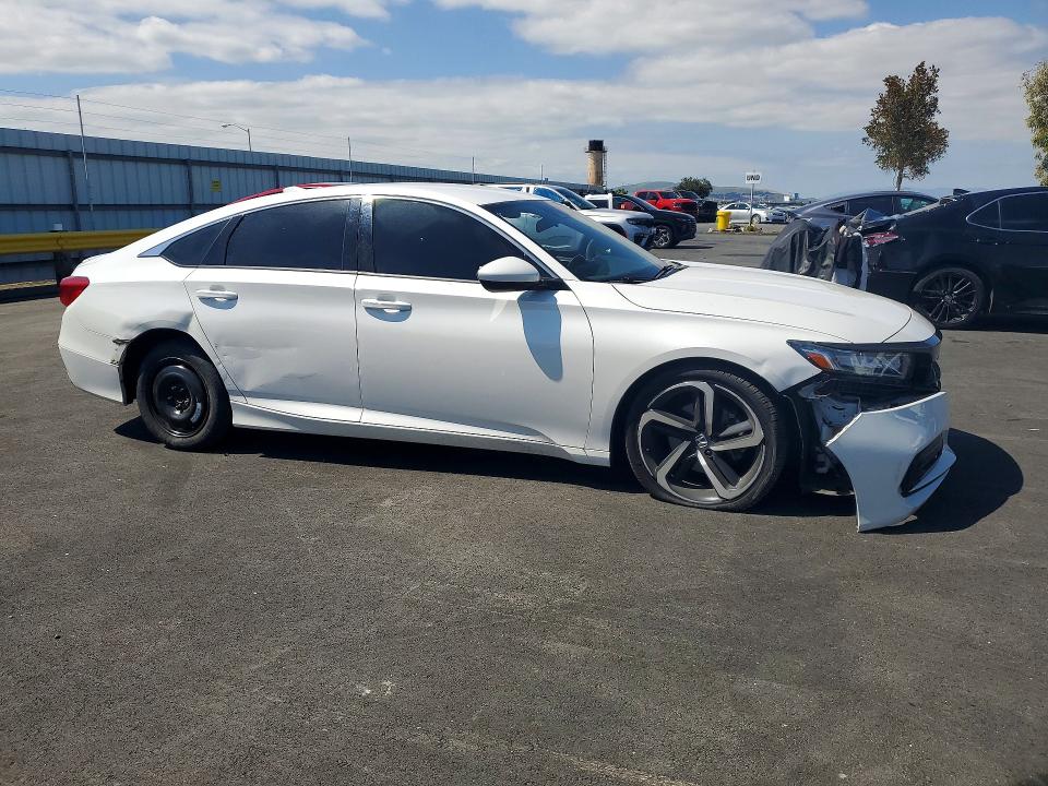Продаж на аукціоні авто 2020 Honda Accord, vin: 1HGCV1F37LA057057, номер лоту: 52856876