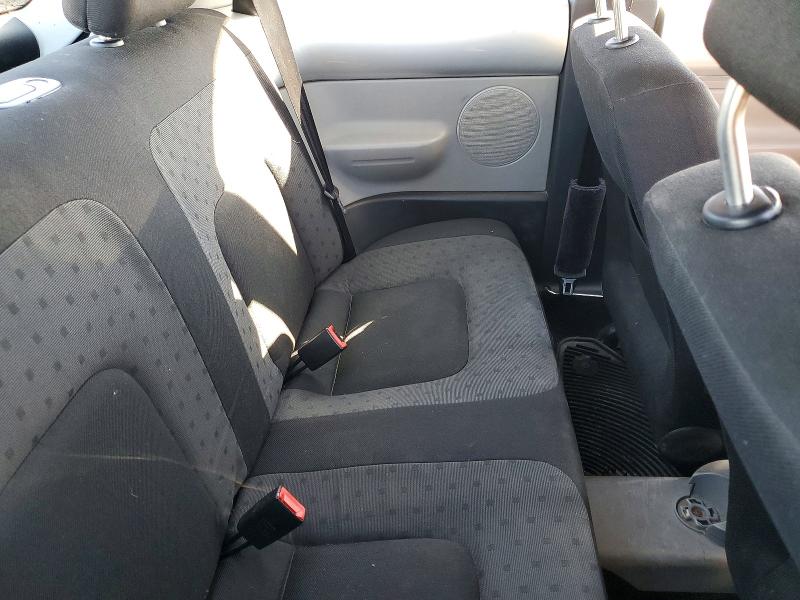 Aukcja sprzedaży 2001 Volkswagen New Beetle, vin: 3VWCB21C81M450423, numer aukcji: 54683866
