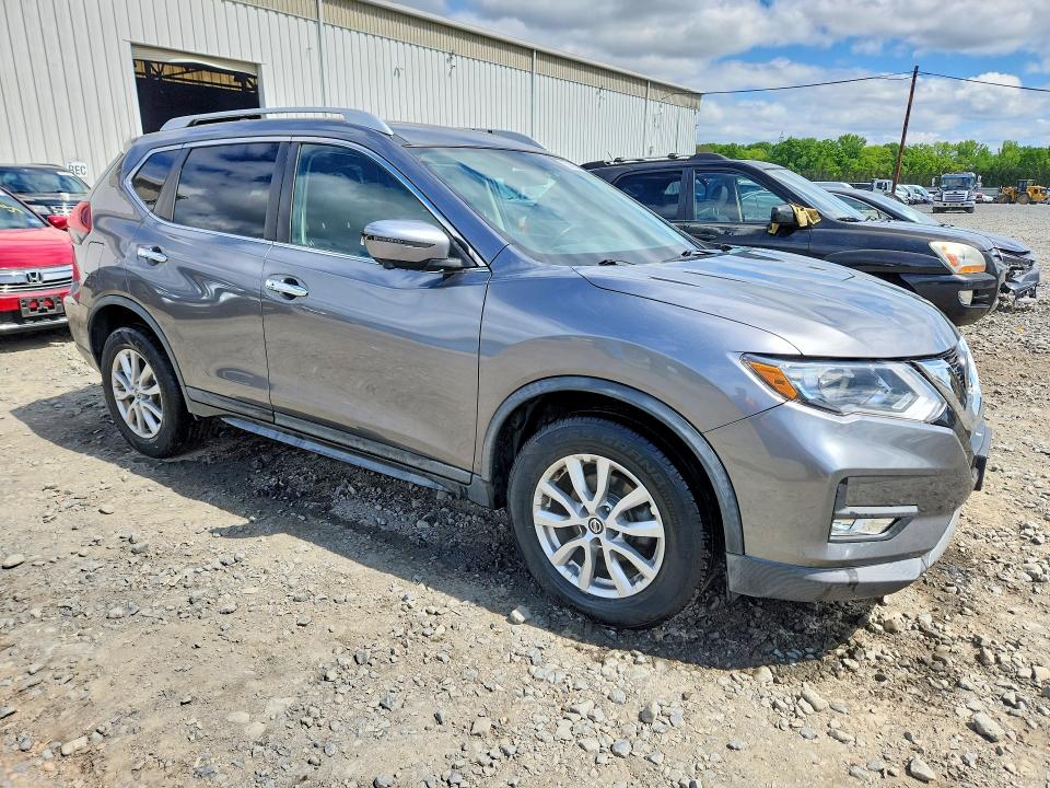 Продаж на аукціоні авто 2018 Nissan Rogue, vin: KNMAT2MV8JP563612, номер лоту: 53895236