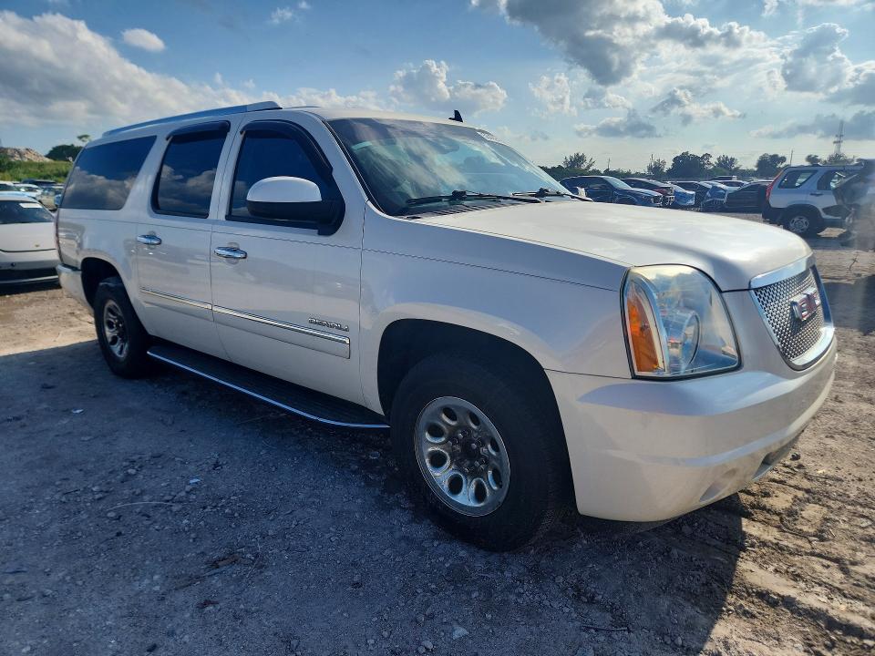 2013 Gmc Yukon Xl მანქანა იყიდება აუქციონზე, vin: 1GKS1MEF6DR359370, აუქციონის ნომერი: 53409426