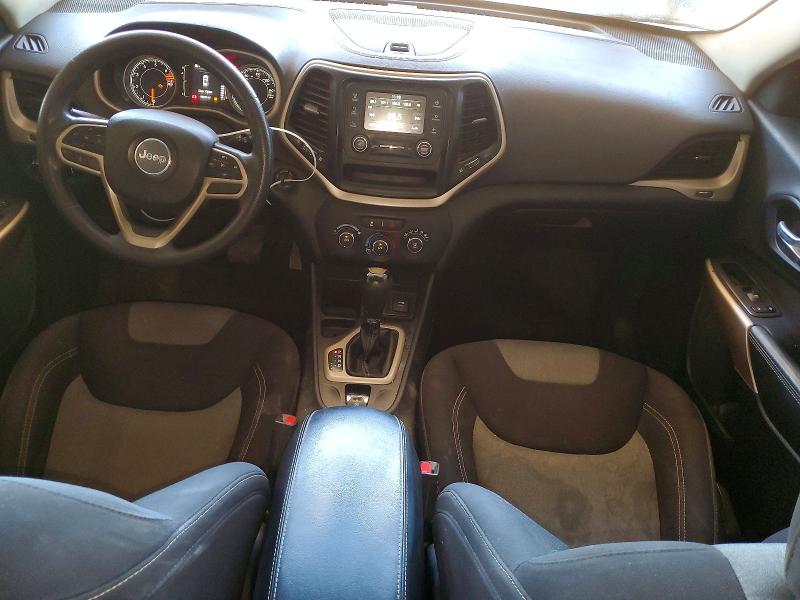 54881976 :رقم المزاد ، 1C4PJLAB8HW650989 vin ، 2017 Jeep Cherokee مزاد بيع