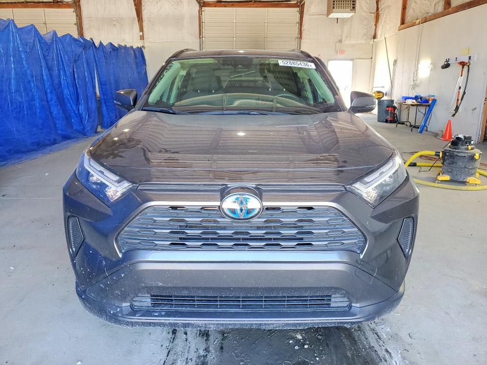 Auction sale of the 2022 Toyota Rav4, vin: JTMRWRFV8ND158437, lot number: 52885436