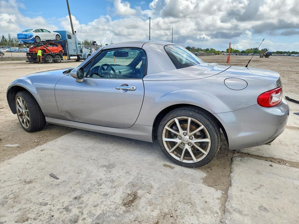 52360346 :رقم المزاد ، JM1NC2MF2B0219259 vin ، 2011 Mazda Mx-5 Miata مزاد بيع