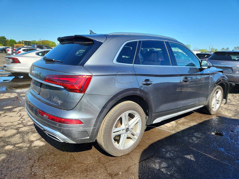 Продажа на аукционе авто 2025 Audi Q5 E, vin: WA1G2AFY5S2031614, номер лота: 52737986