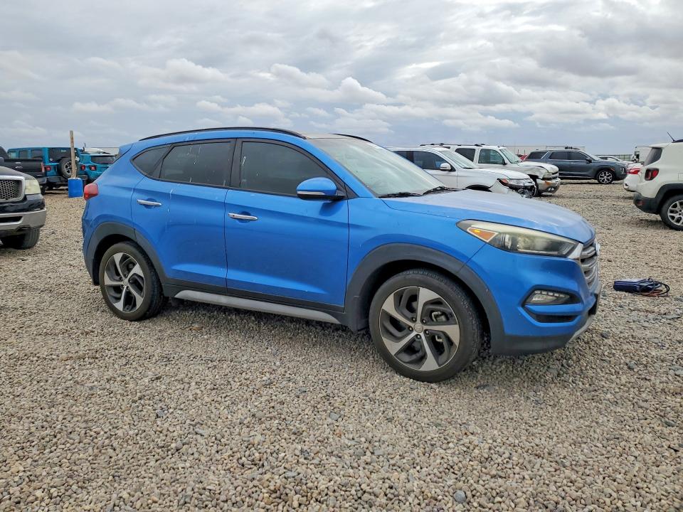 Продажа на аукционе авто 2017 Hyundai Tucson, vin: KM8J33A2XHU592973, номер лота: 52002036