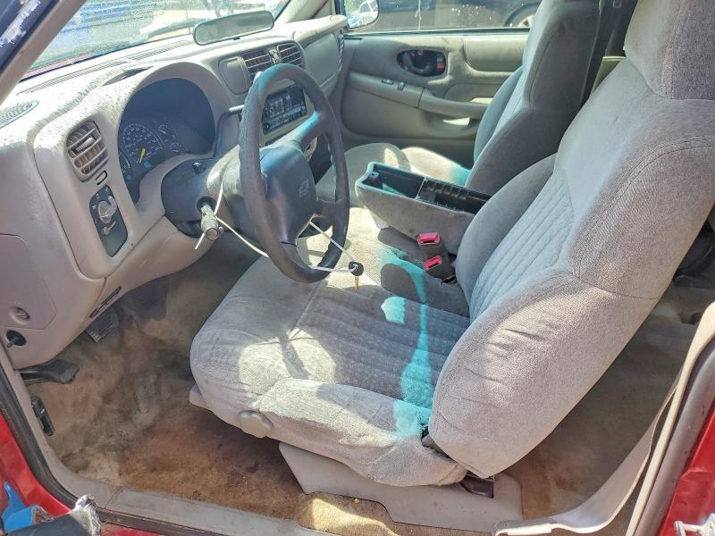 Продаж на аукціоні авто 2000 Chevrolet Blazer, vin: 1GNCS13W7Y2176970, номер лоту: 53730286