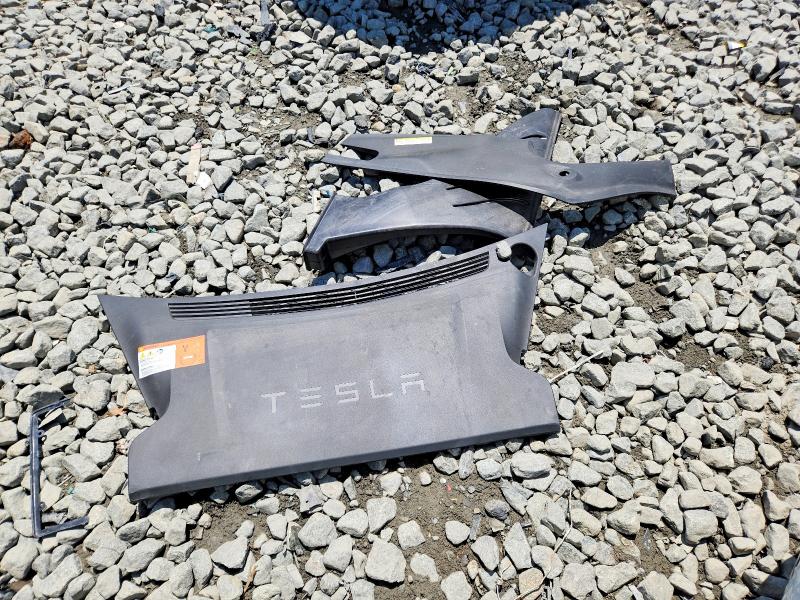 53833816 :رقم المزاد ، 5YJSA1E27GF153850 vin ، 2016 Tesla Model S مزاد بيع