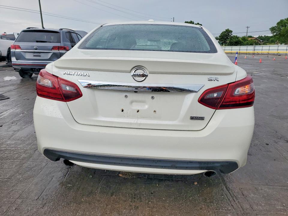 2018 Nissan Altima მანქანა იყიდება აუქციონზე, vin: 1N4AL3APXJC237643, აუქციონის ნომერი: 54021386