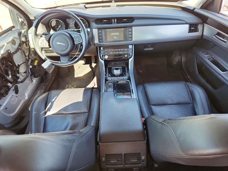 Продаж на аукціоні авто 2016 Jaguar Xf, vin: SAJBK4BV5GCY23875, номер лоту: 51585926