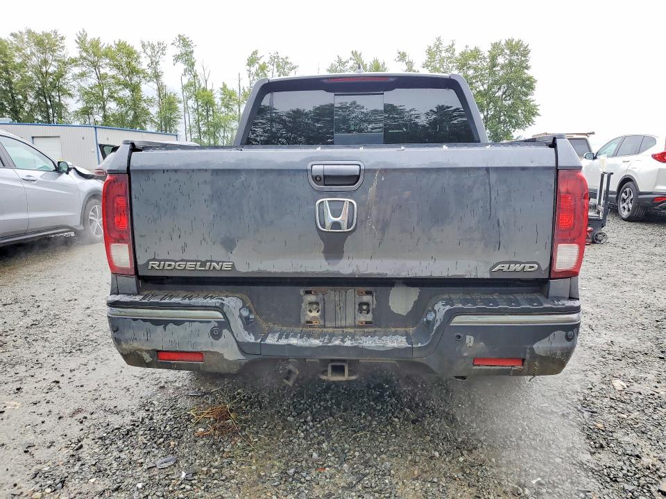 52727826 :رقم المزاد ، 5FPYK3F72JB012390 vin ، 2018 Honda Ridgeline مزاد بيع
