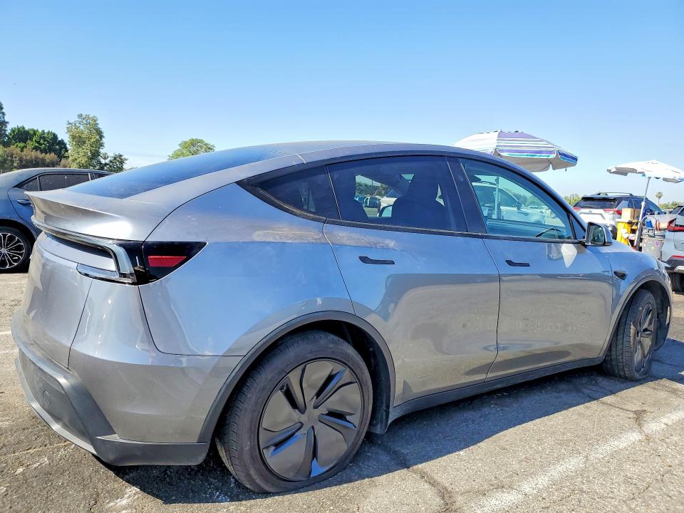 Продажа на аукционе авто 2026 Tesla Model Y, vin: 7SAYGDED7TF416136, номер лота: 53051006