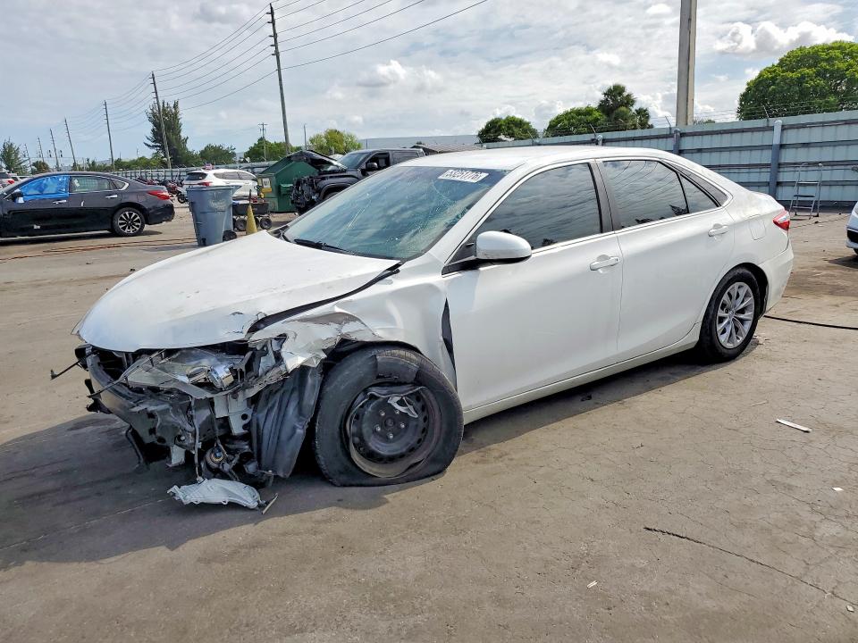 Продаж на аукціоні авто 2016 Toyota Camry, vin: 4T4BF1FK4GR556760, номер лоту: 53251776