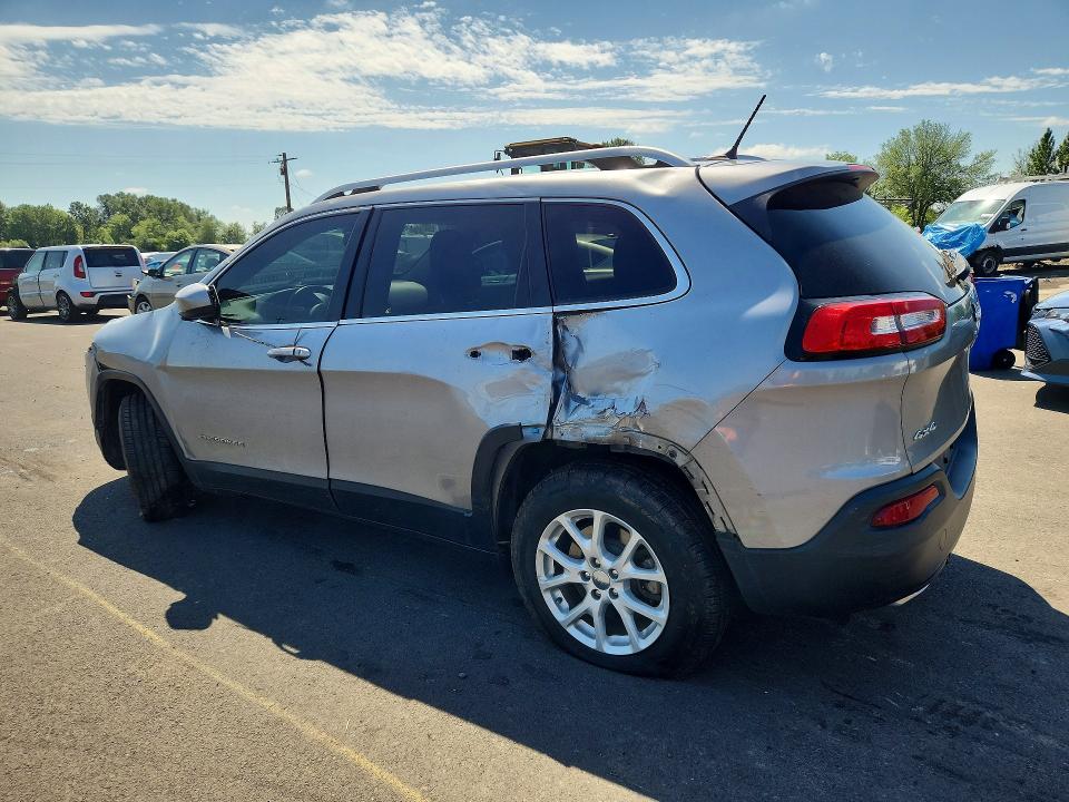 54550746 :رقم المزاد ، 1C4PJMCS6FW749987 vin ، 2015 Jeep Cherokee مزاد بيع