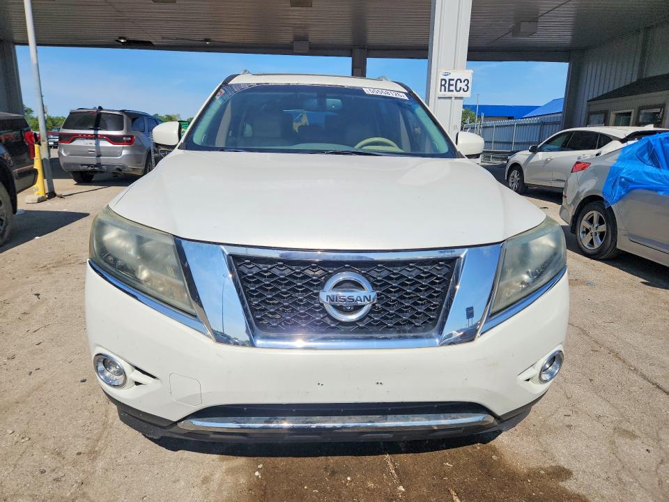 55558126 :رقم المزاد ، 5N1CR2MM2EC643074 vin ، 2014 Nissan Pathfinder Hybrid مزاد بيع