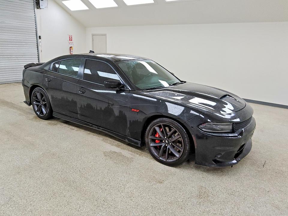 51538356 :رقم المزاد ، 2C3CDXEJ3FH770245 vin ، 2015 Dodge Charger مزاد بيع