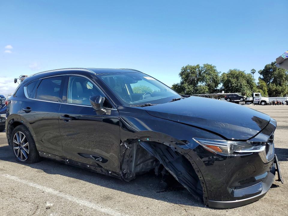 Продажа на аукционе авто 2018 Mazda Cx-5, vin: JM3KFBDM8J0355443, номер лота: 55193096