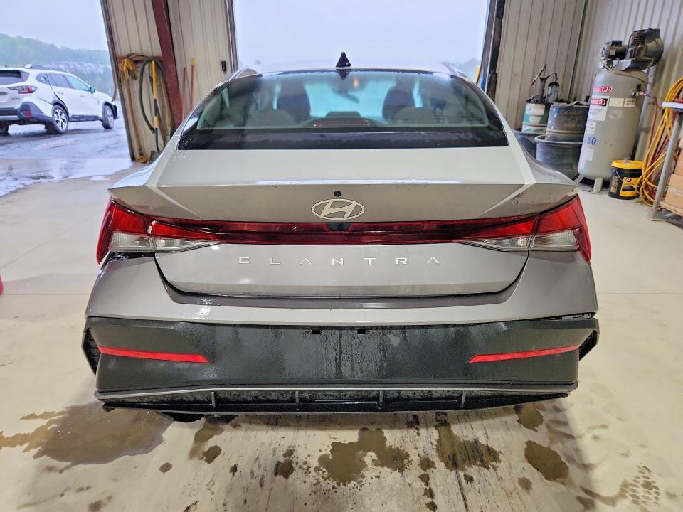 52610886 :رقم المزاد ، KMHLL4DGXRU813821 vin ، 2024 Hyundai Elantra مزاد بيع