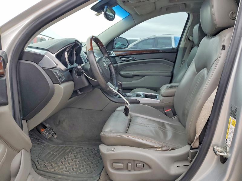 52200566 :رقم المزاد ، 3GYFNAEY2AS505428 vin ، 2010 Cadillac Srx مزاد بيع